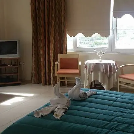 Heraion فندق خالكيذيكي