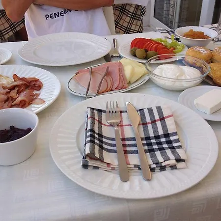 Hotel Heraion 2*