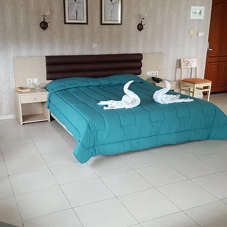 Hotel Heraion 2*