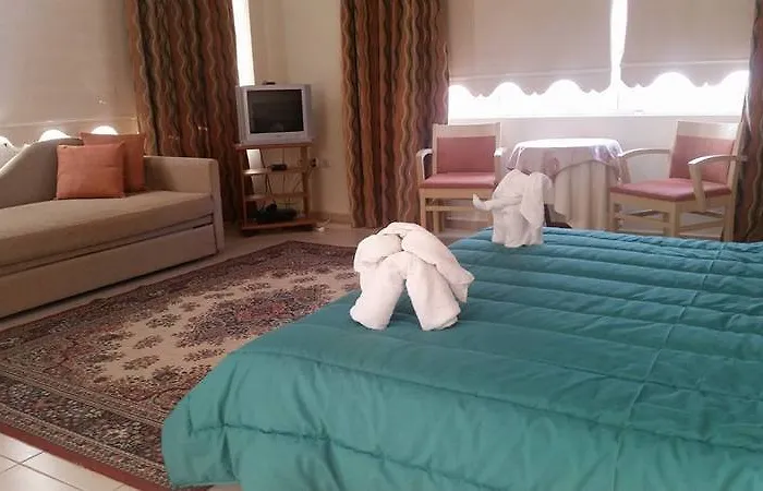 Hotel Heraion 2*
