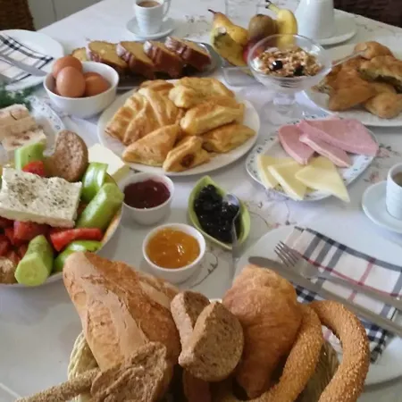 Heraion Hotell